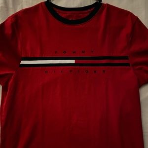 Tommy Hilfiger red t shirt